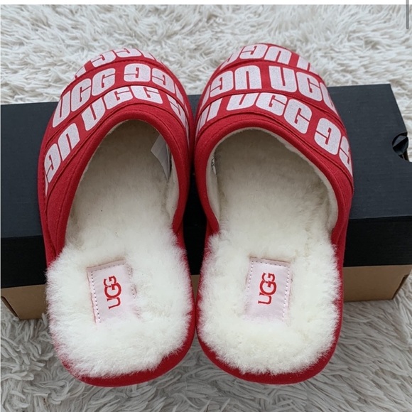 NWT UGG graphic band scaff slipper main image 3